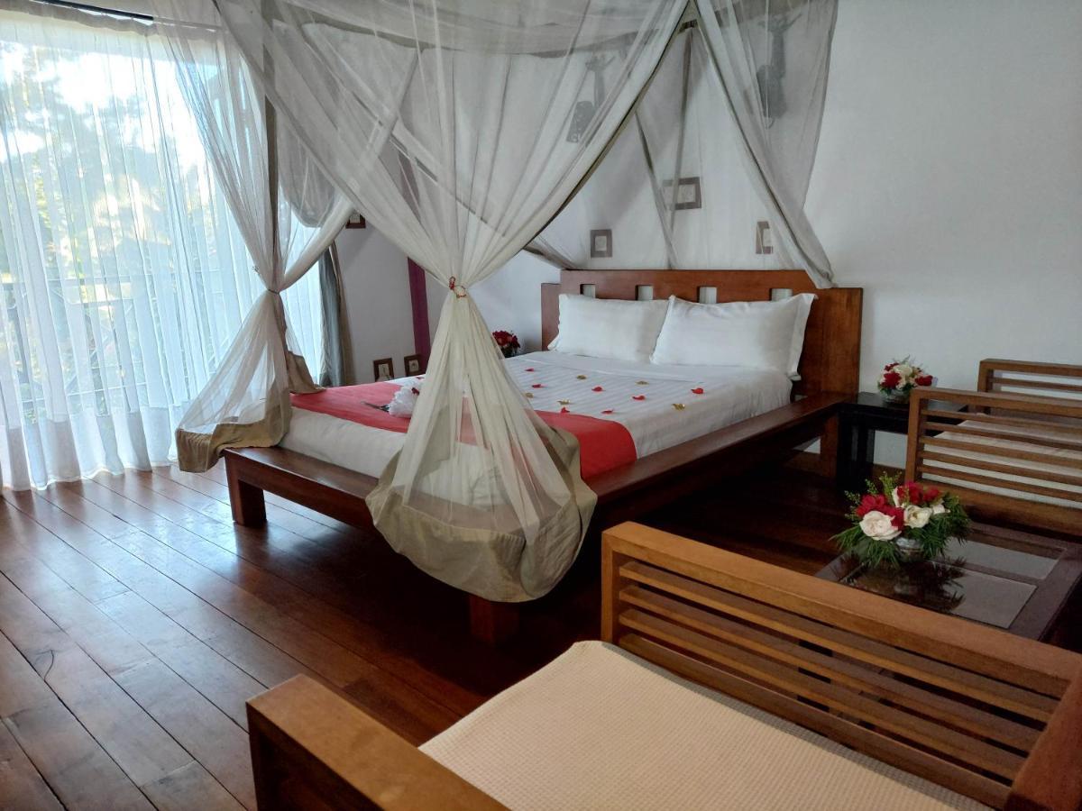Island Continent Hotel Ivato  Dış mekan fotoğraf
