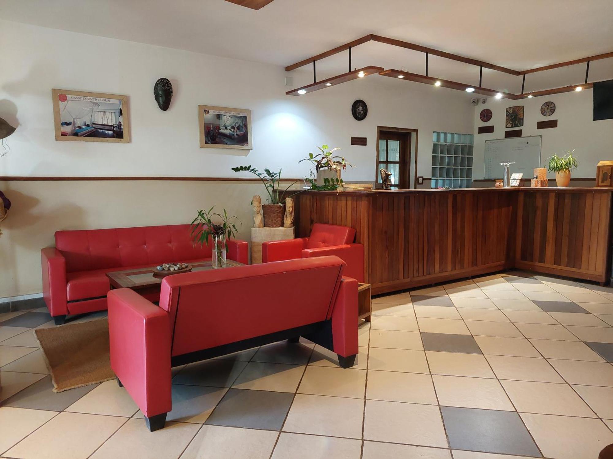 Island Continent Hotel Ivato  Dış mekan fotoğraf