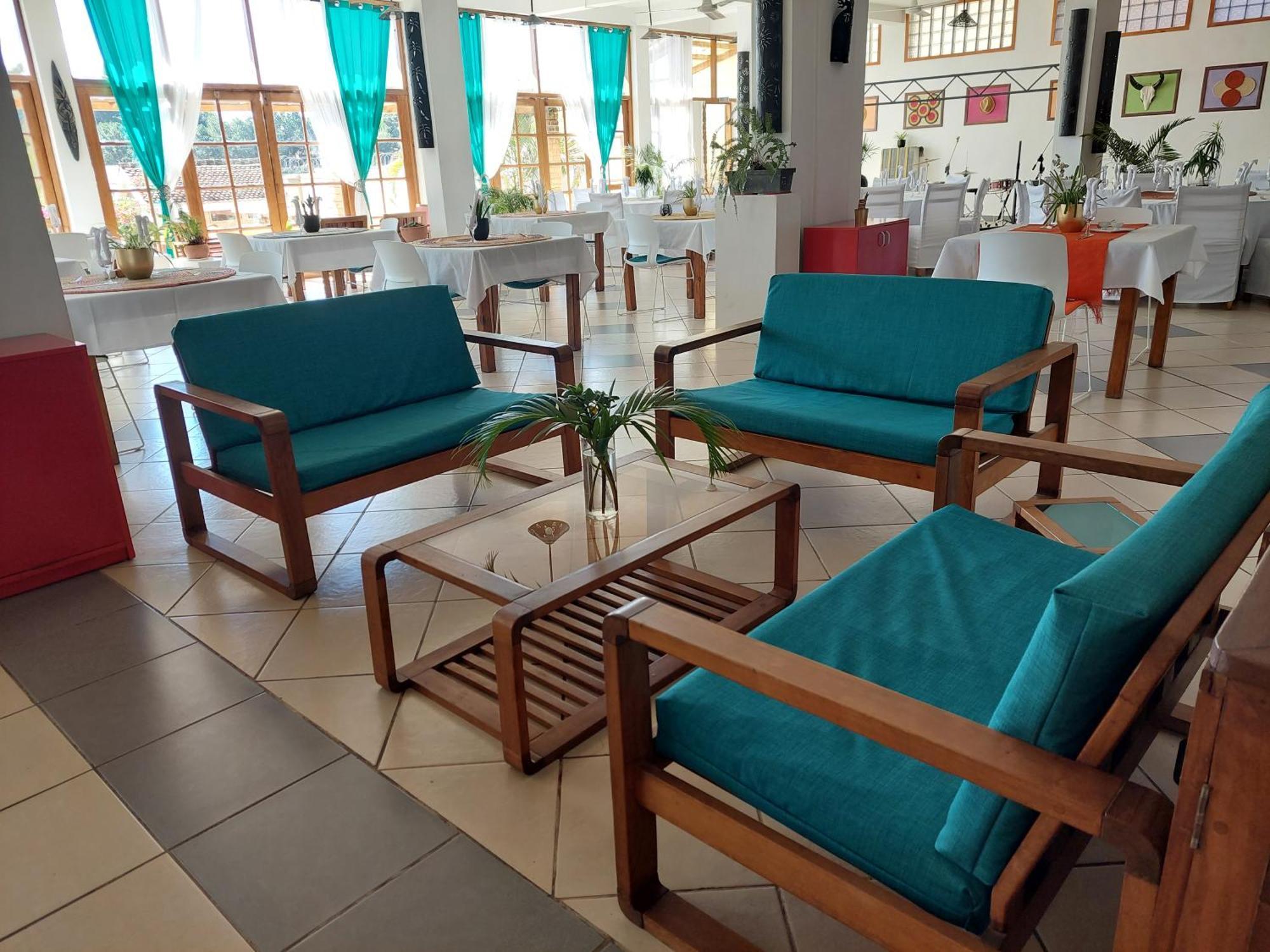 Island Continent Hotel Ivato  Dış mekan fotoğraf